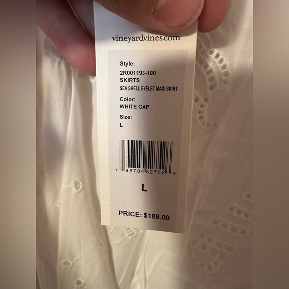 Vineyard vines white shell skirt NWT large - Picture 11 of 12